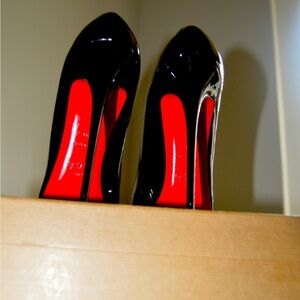 So Kate 120MM Patent Leather Pumps a.k.a Red Bottoms